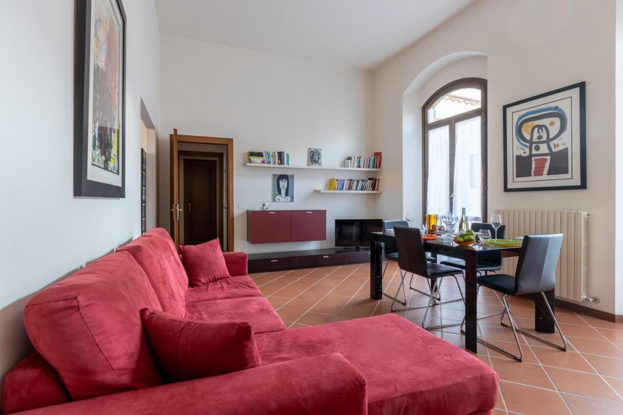 Tranquil Elegance In The Heart Of Pisa - Historic Convent Apartment Екстер'єр фото